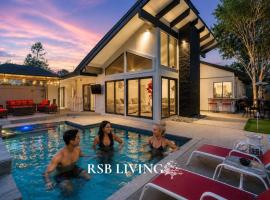 어빙에 위치한 호텔 West Irving Palace Miami Style