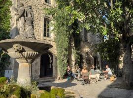 Auberge du Presbytère, hotel a Saignon