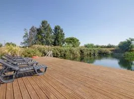 Chameleon Cottage