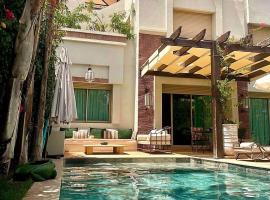 Villa Luxe Golf Amelkis Piscine et Vue Atlas, ξενοδοχείο σε Sfiani