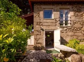 Lemon Tree Cottage at Terrus Winery