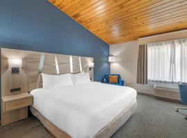 Best Western Plus, The Inn at Hampton, hotel v mestu Hampton