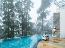 1924 Clock House Munnar, hotell i Devikolam