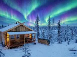 Lapland Riverside Cabin, Äkäsjoki Hideaway - Riverview, Traditional Sauna, Avanto, WiFi, Ski, Ylläs