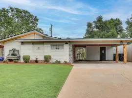 Great for Families! Shreveport Getaway w/ Patio