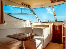 BALI BOAT b&b HOUSE BOAT
