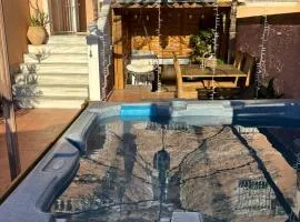 Bungalow en la Playa con Terraza Soleada, Jacuzzi, Solarium, Piscina comunitaria