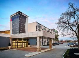 Candlewood Suites Burlington Conference Centre by IHG, hotel i Burlington
