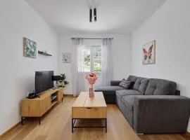 Cozy Garden house by MN Property
