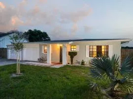 Hook, Line & Leisure: Lakefront Gem w/ Porch!