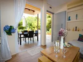 Cozy Loft Vouliagmeni - Private Terrace