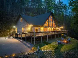 Fontana Lake-Access Cabin, Pet-Friendly, Game Room