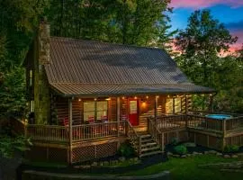 Bryson City Cabin, Game Loft, Hot Tub, Fire Pit