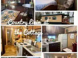 Country Cottage Love Nest Lake Cumberland KING BED