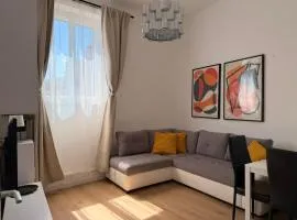 Lovely Apartment in Vis City Center