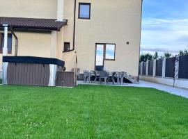 Casa Bella, viešbutis mieste Sînpetru