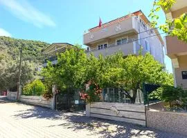Murat Kaptan Apt