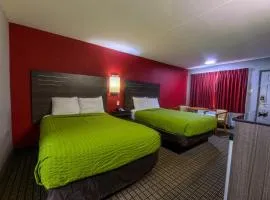 The Lodge at the Falls