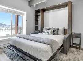 Gondola Heights Hideaway