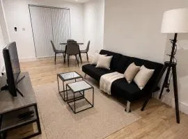 Modern Central Apartment 1-Min Walk to Station