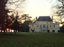 Chateau de Varennes-Vauzelles, hotel en Varennes Vauzelles