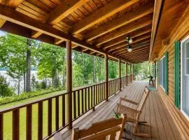 Relaxing lakeside cabin with private dock, firepit, boat ramp and water access
