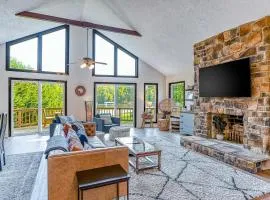 Lakefront Adventure House with Private Dock & WiFi - Dog-Friendly
