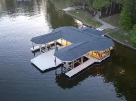 Spacious waterfront house with private hot tub, sauna, pool table