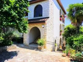 Apartments with parking space Basanija, Umag - 27192