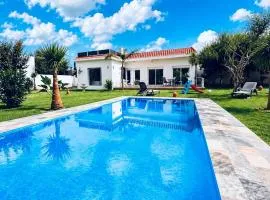 Luxury Villa with Pool & Garden5km from Cabo
