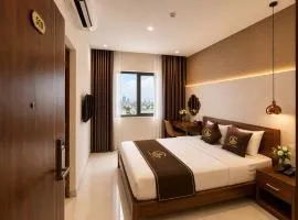 Glory Hotel