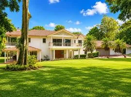 Glen Eden Manor Luxury Hinterland Stay