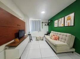 Apartamento arrumado no Ed. Manoel Cordeiro 1205