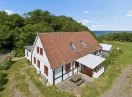Lovely Holiday Home By The Baltic Sea