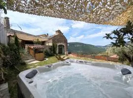 La Louverie I Jacuzzi privé I Vue Gorges du Tarn
