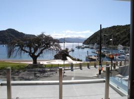 Picton Waterfront Oxley's Luxury Apartment, hotell sihtkohas Picton