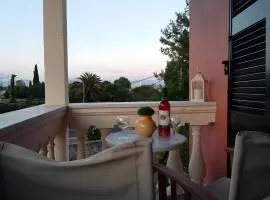 2BR Apt Kitchenette Pool 6