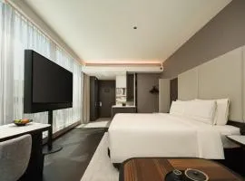 Atour Hotel Guangzhou Baiyun International Airport Baotailai Center