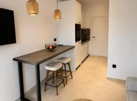 Salsedo Seaside Rooms 2