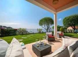 LA VILLA JULIA - Vue Mer - Jardin - Parking privé
