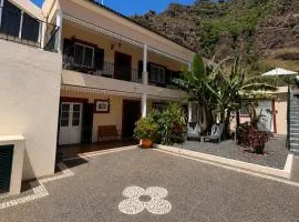 Maresia's House, Madalena do Mar