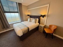 The Raven Hotel, hotel i Corby