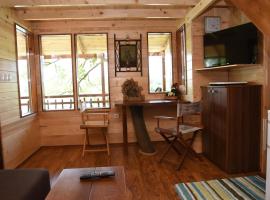 Holiday Home Kućica Na Drvetu, beach rental in Banja Koviljača