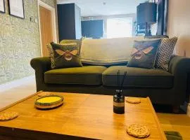 Station House - Platform 4 - 2 Bedrooms - Sleeps 4
