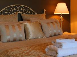 Cambridge Coach House