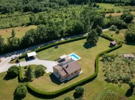 Villa Elida with Heated Pool - Central Istria