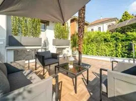 Thea - Garden House