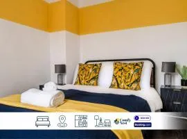 3 Bedroom House By Comfy Nest Contractors Accommodation Northampton, Sleeps 5