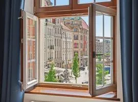 Market Square View Cozy 2 Rooms AS Home R425