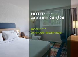 B&B HOTEL Cergy Port 4 étoiles, hótel í Cergy